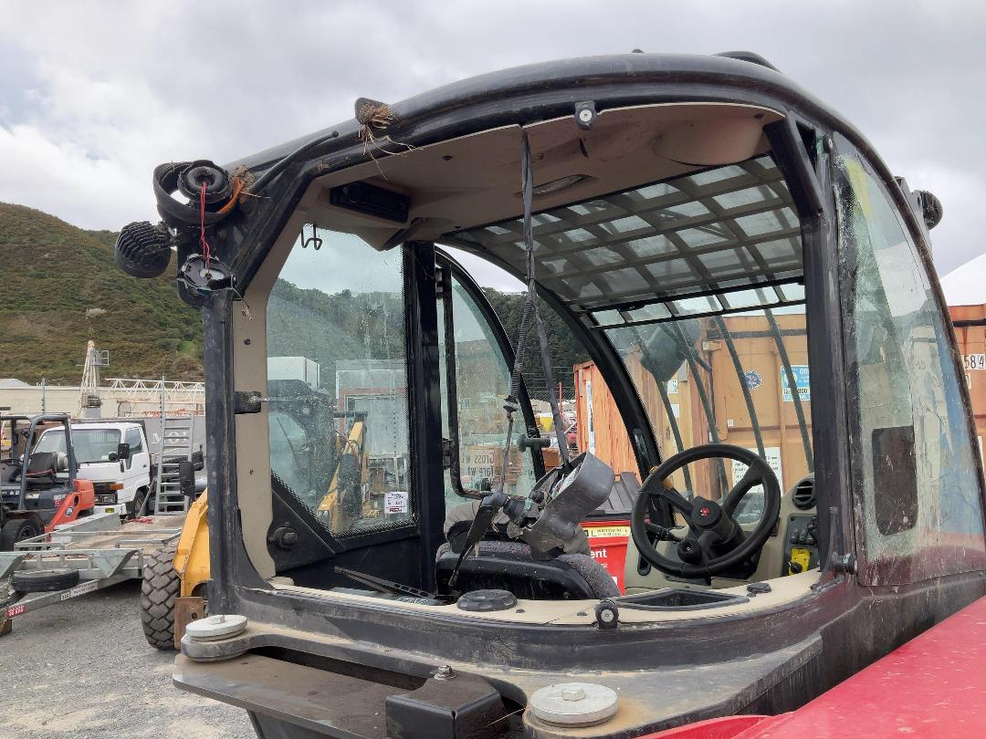 Photo '26' of Massey Fergusson TH7038 Telehandler