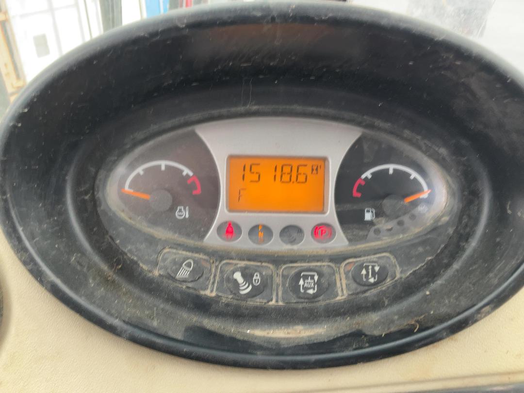 Photo '13' of Massey Fergusson TH7038 Telehandler