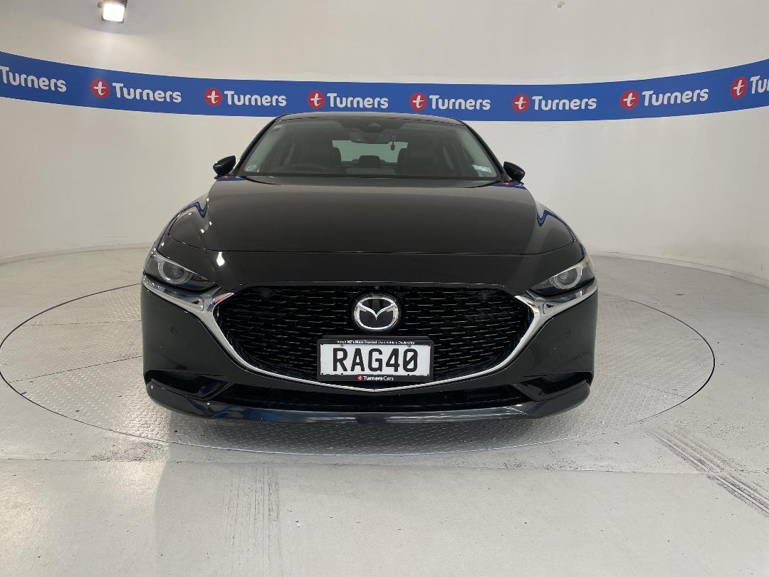 Photo '2' of Mazda 3