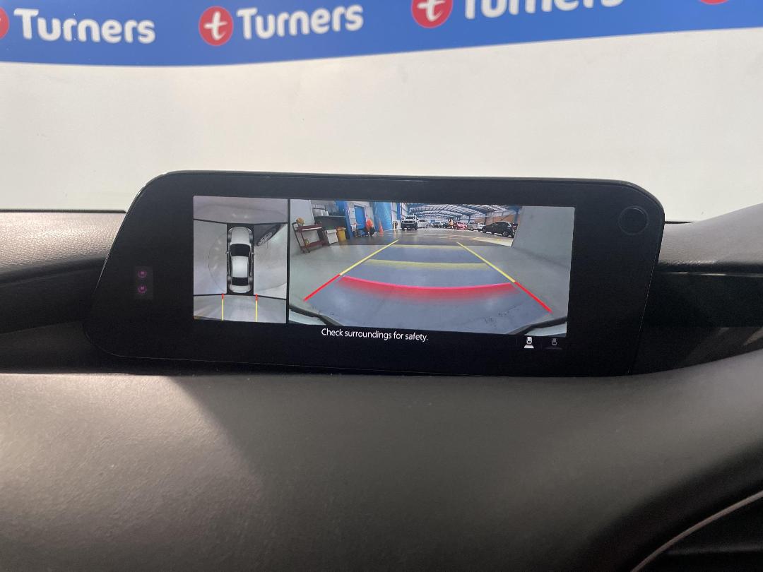 Photo '30' of Mazda 3