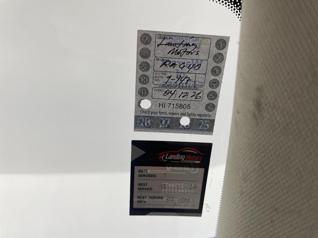 Photo '34' of Mazda 3