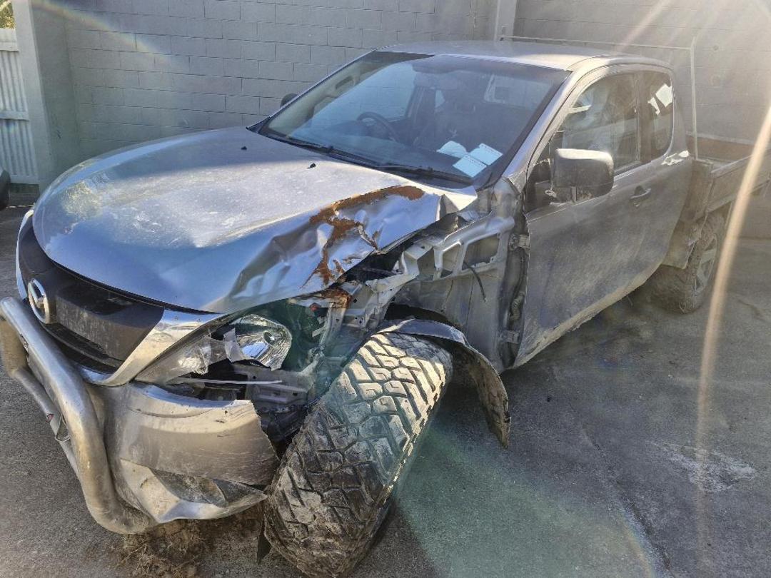 Photo '3' of Mazda Bt-50 GLX F/C C/C