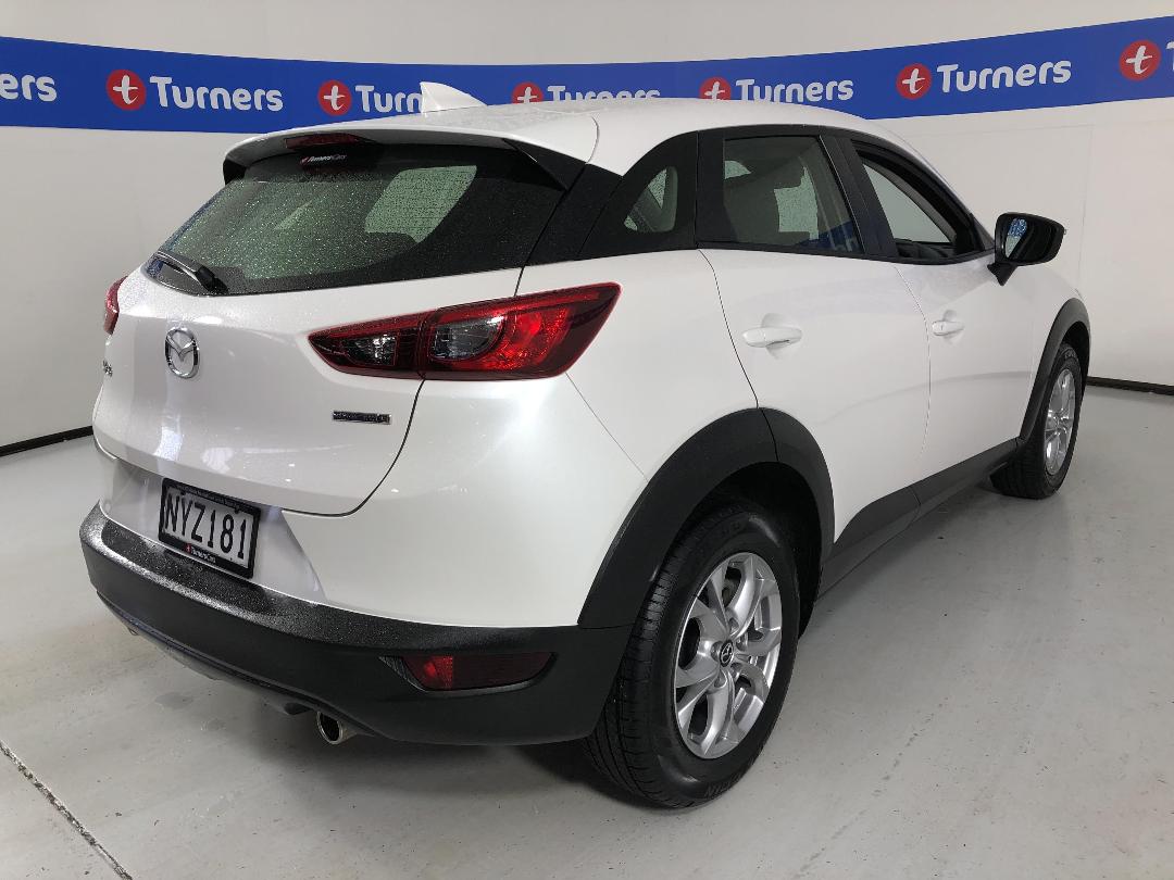 Photo '7' of Mazda CX-3