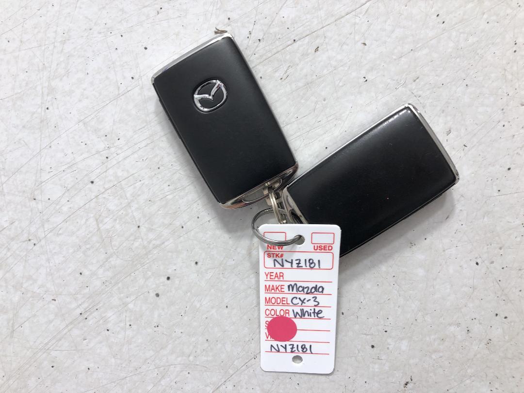 Photo '22' of Mazda CX-3