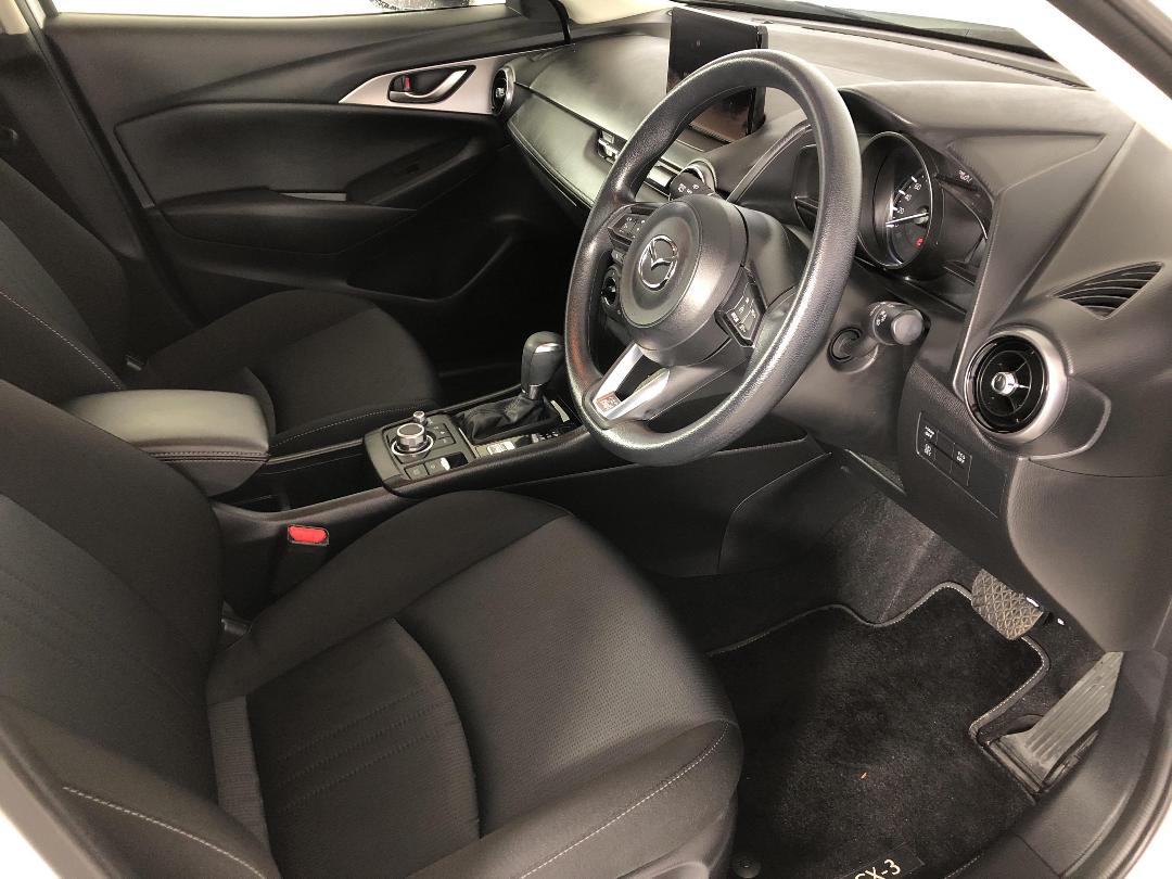 Photo '16' of Mazda CX-3