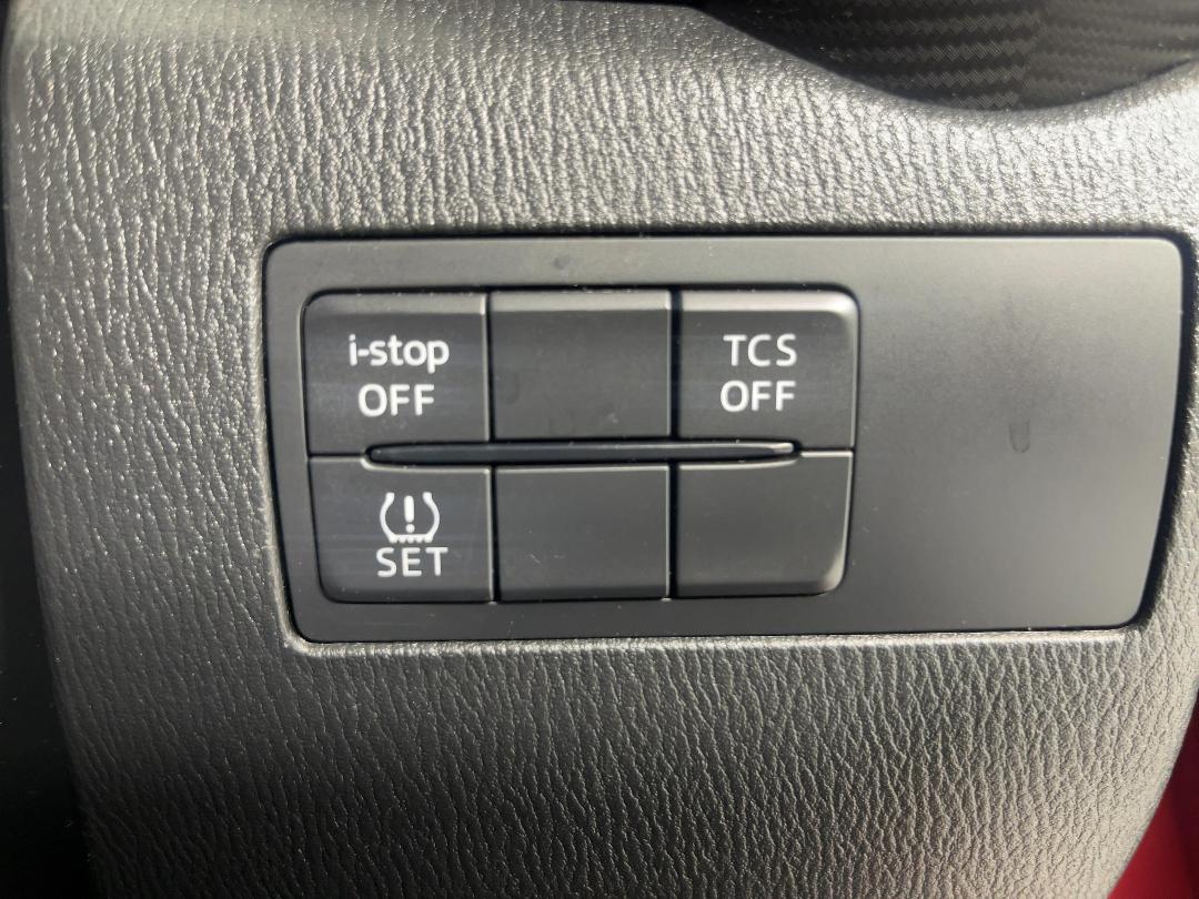 Photo '27' of Mazda CX-3