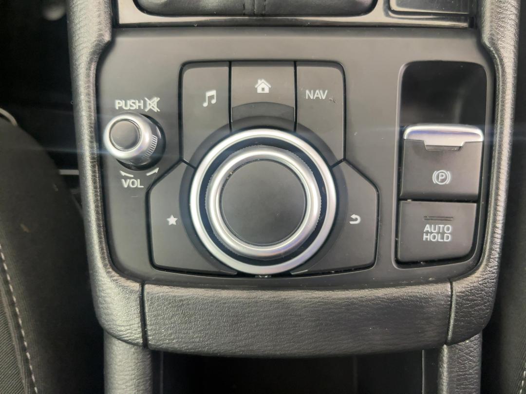 Photo '26' of Mazda CX-3