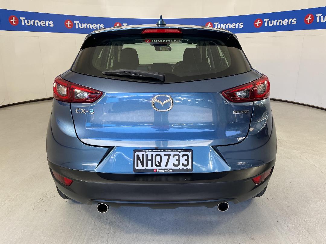 Photo '6' of Mazda CX-3