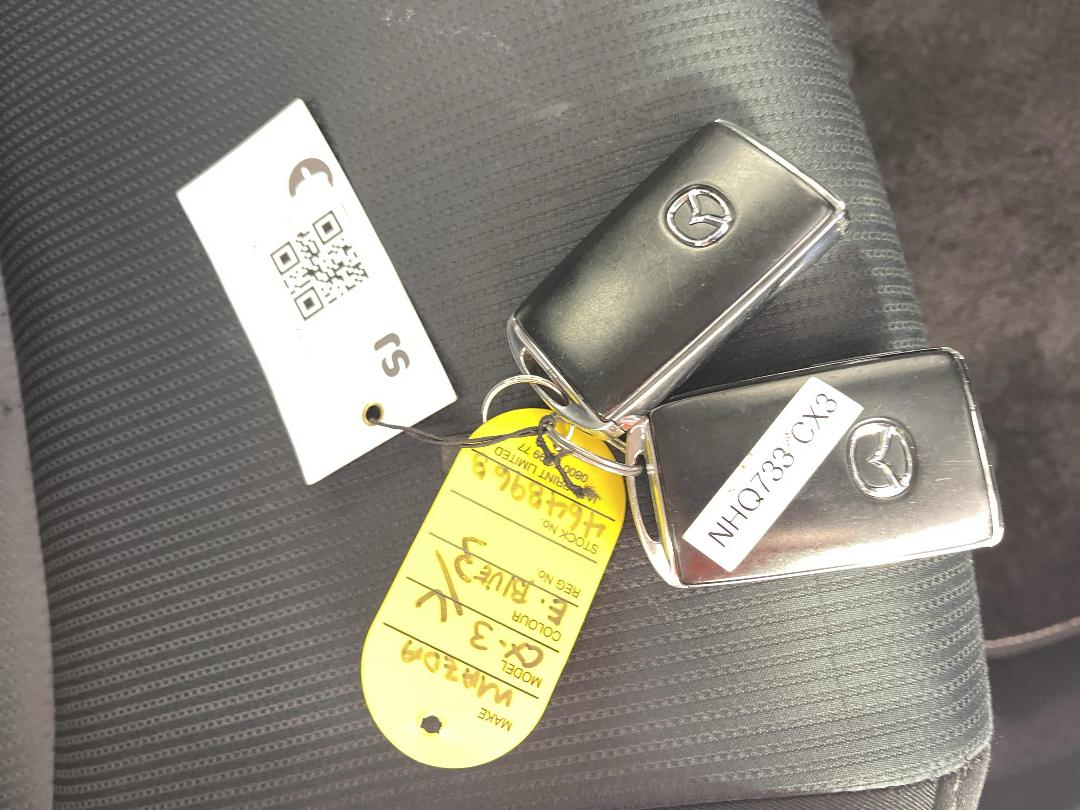 Photo '22' of Mazda CX-3