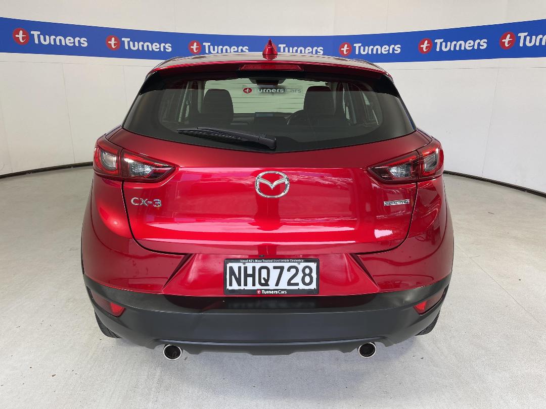 Photo '6' of Mazda CX-3