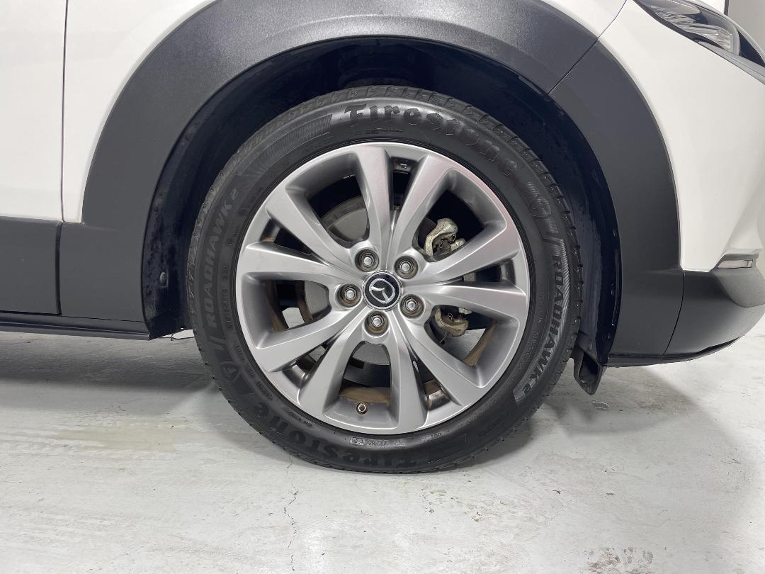 Photo '9' of Mazda CX-30