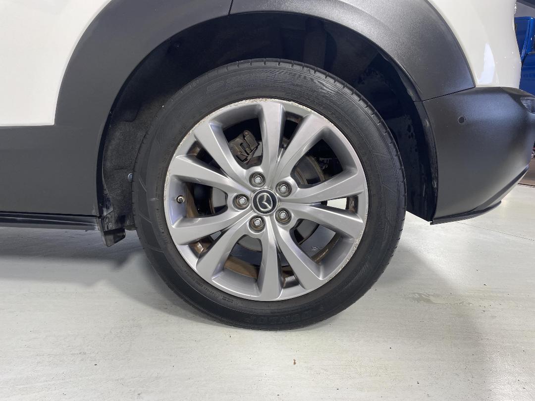 Photo '11' of Mazda CX-30