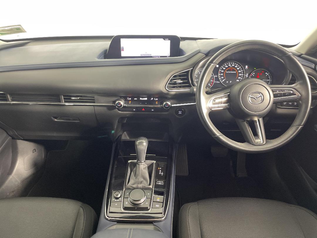 Photo '18' of Mazda CX-30