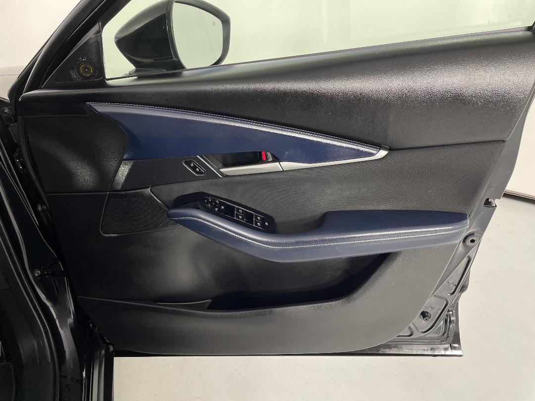 Photo '15' of Mazda CX-30 Photo '15' of Mazda CX-30