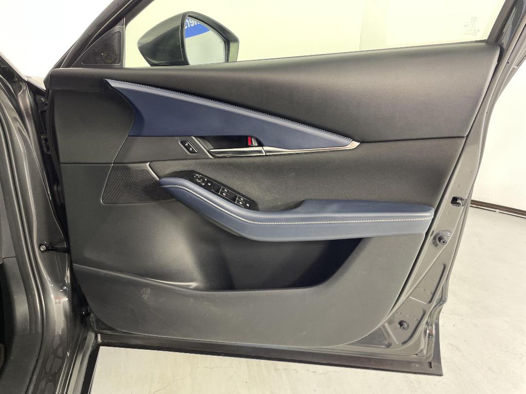 Photo '15' of Mazda CX-30 Photo '15' of Mazda CX-30