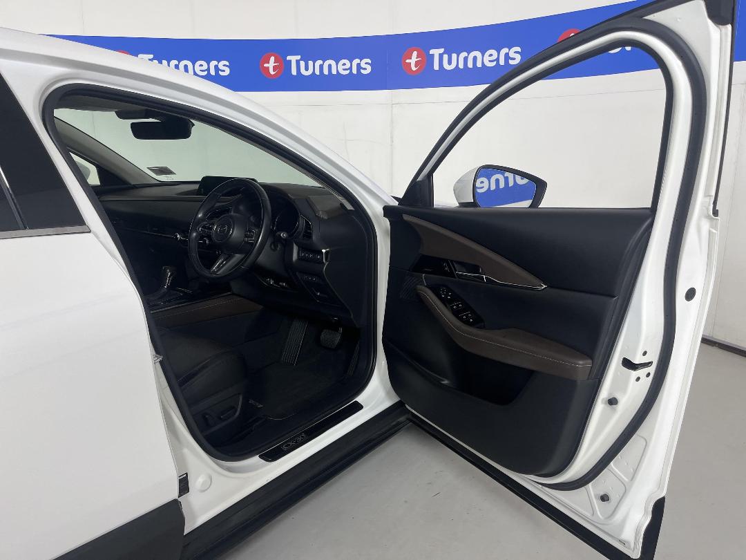 Photo '15' of Mazda CX-30 Photo '15' of Mazda CX-30