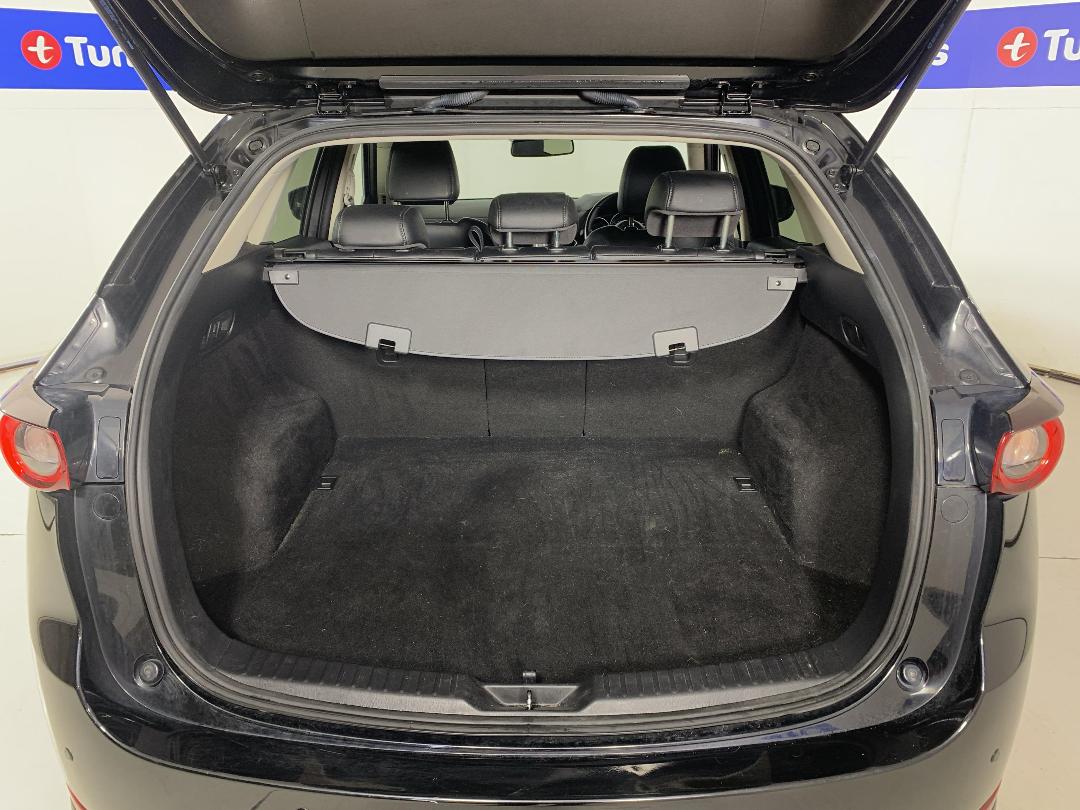 Photo '14' of Mazda CX-5