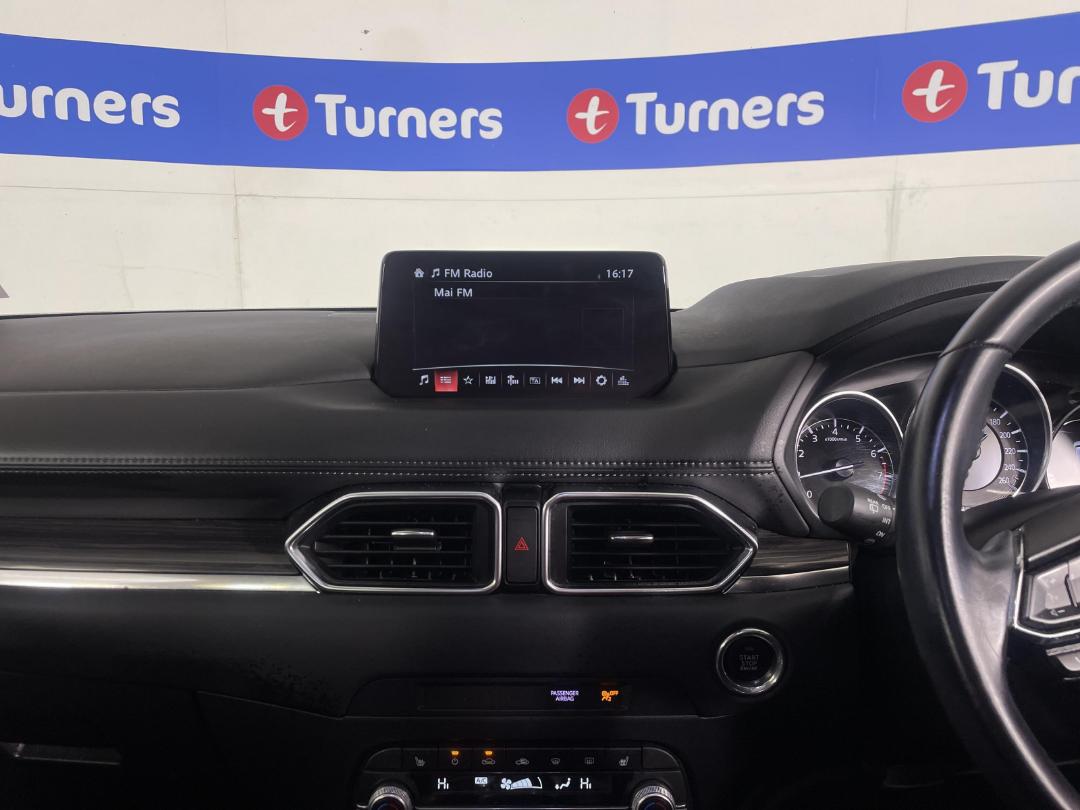 Photo '18' of Mazda CX-5