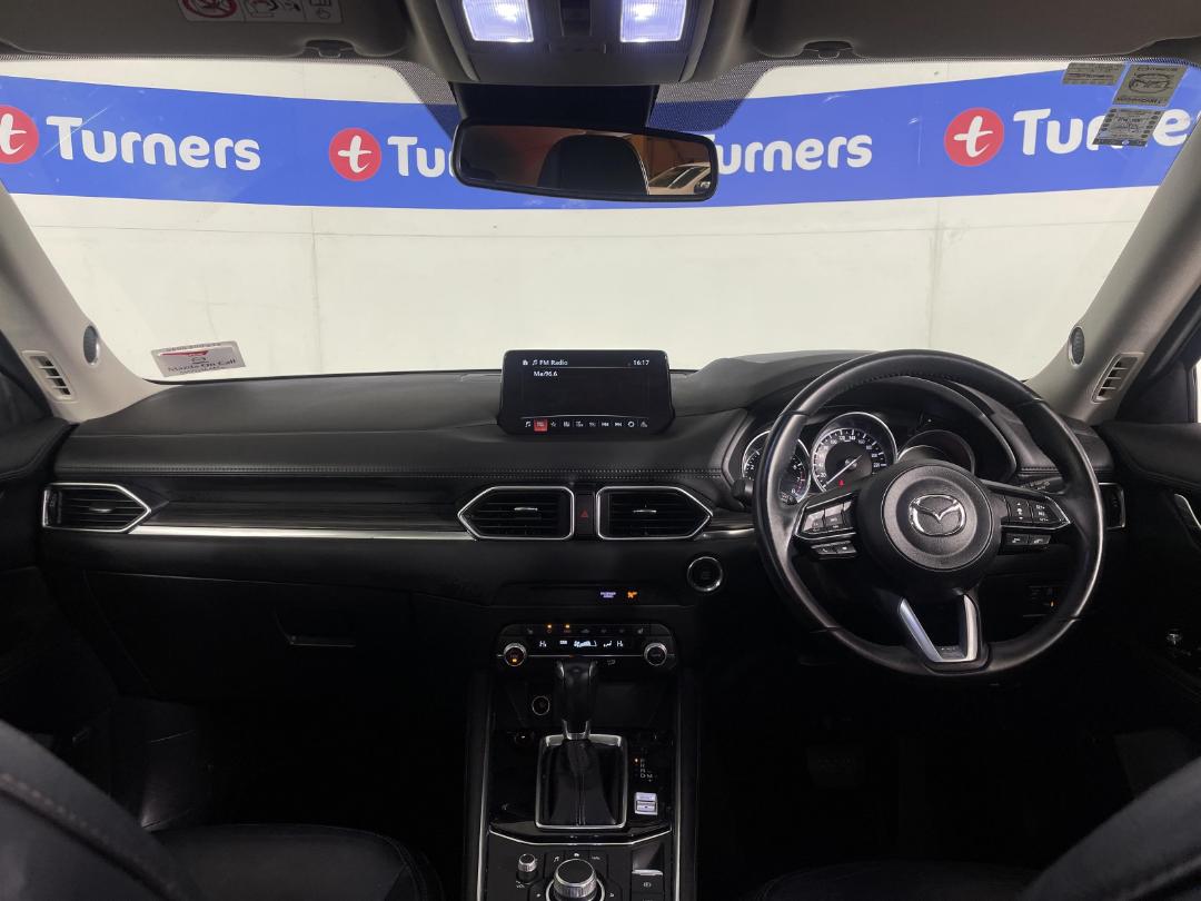 Photo '17' of Mazda CX-5