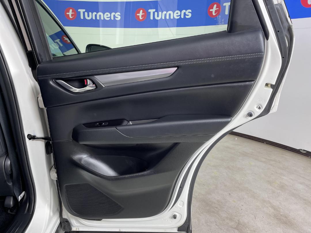 Photo '19' of Mazda CX-5 Photo '19' of Mazda CX-5