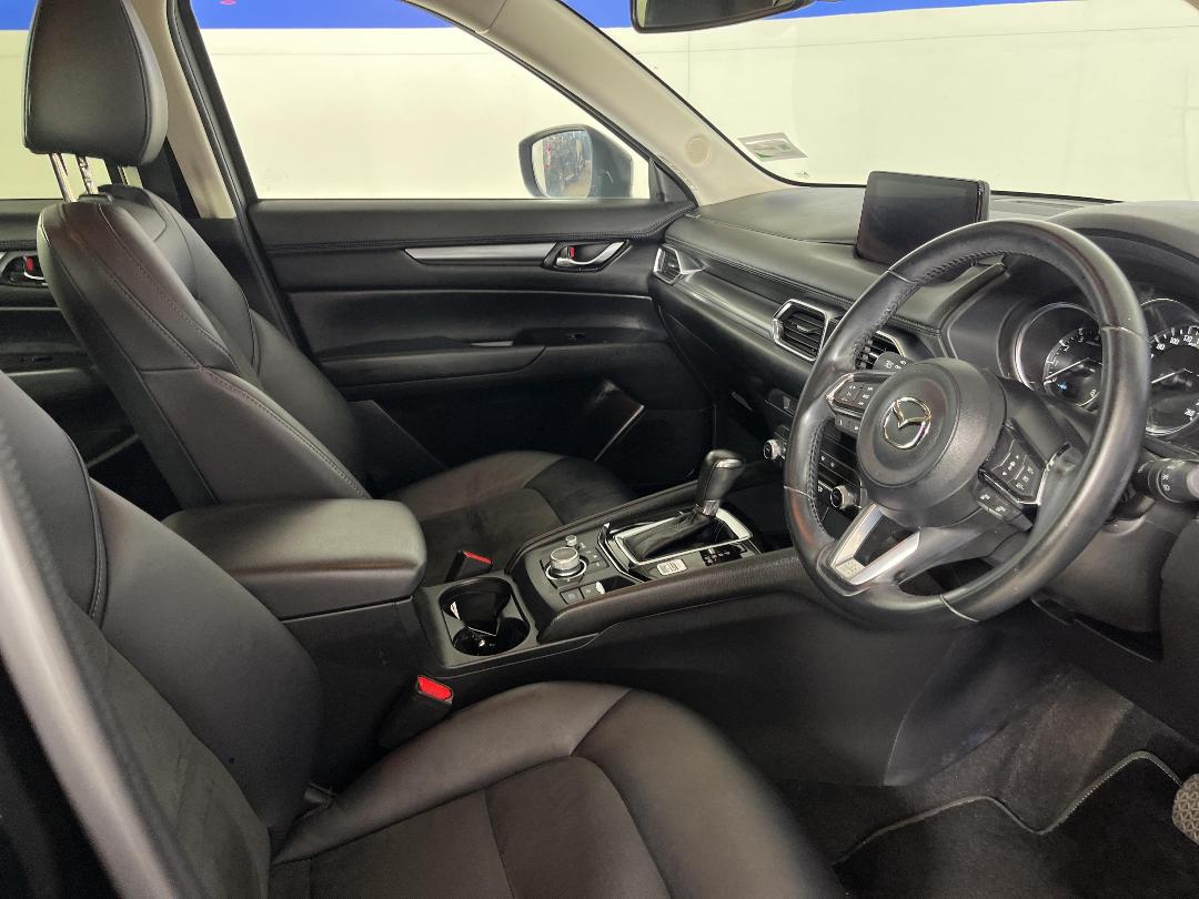 Photo '16' of Mazda CX-5 Photo '16' of Mazda CX-5