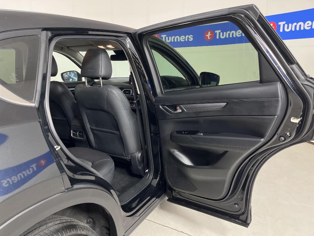 Photo '19' of Mazda CX-5 Photo '19' of Mazda CX-5