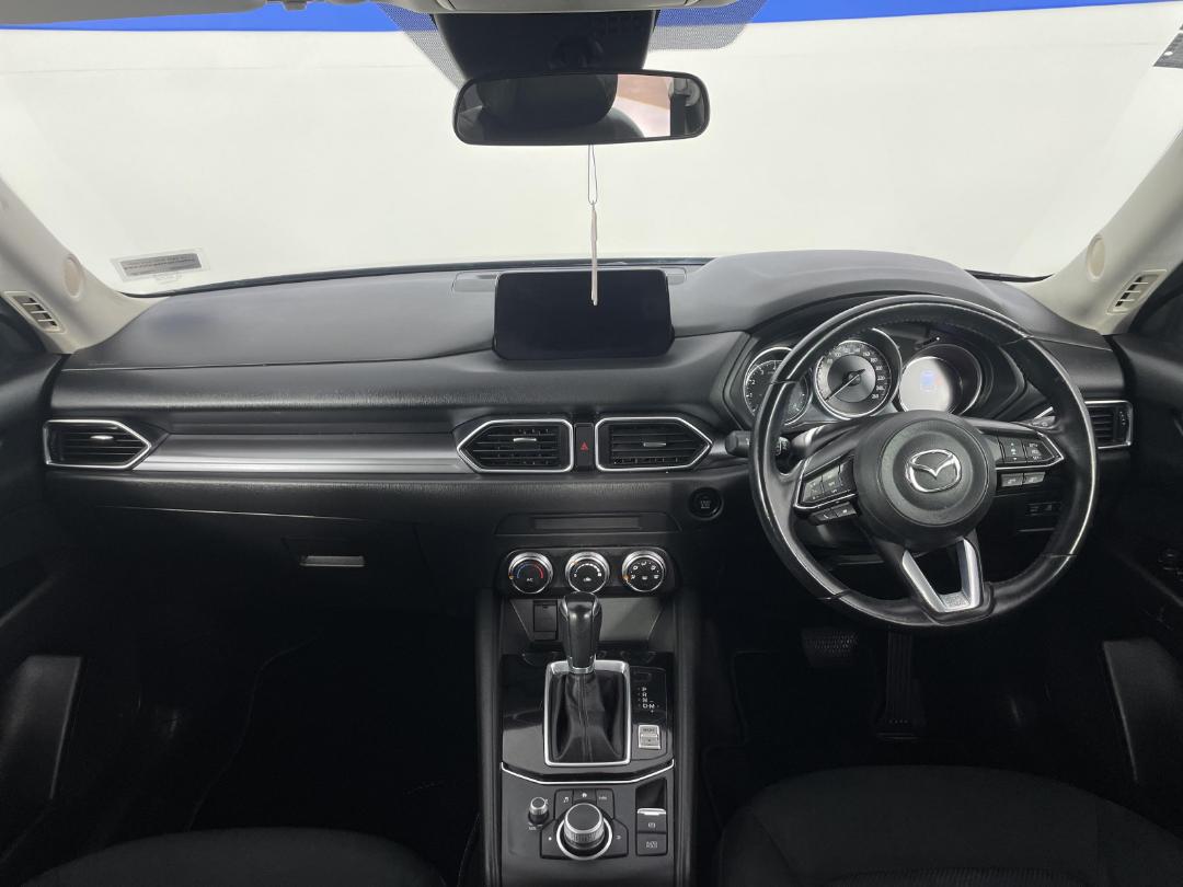 Photo '17' of Mazda CX-5 Photo '17' of Mazda CX-5