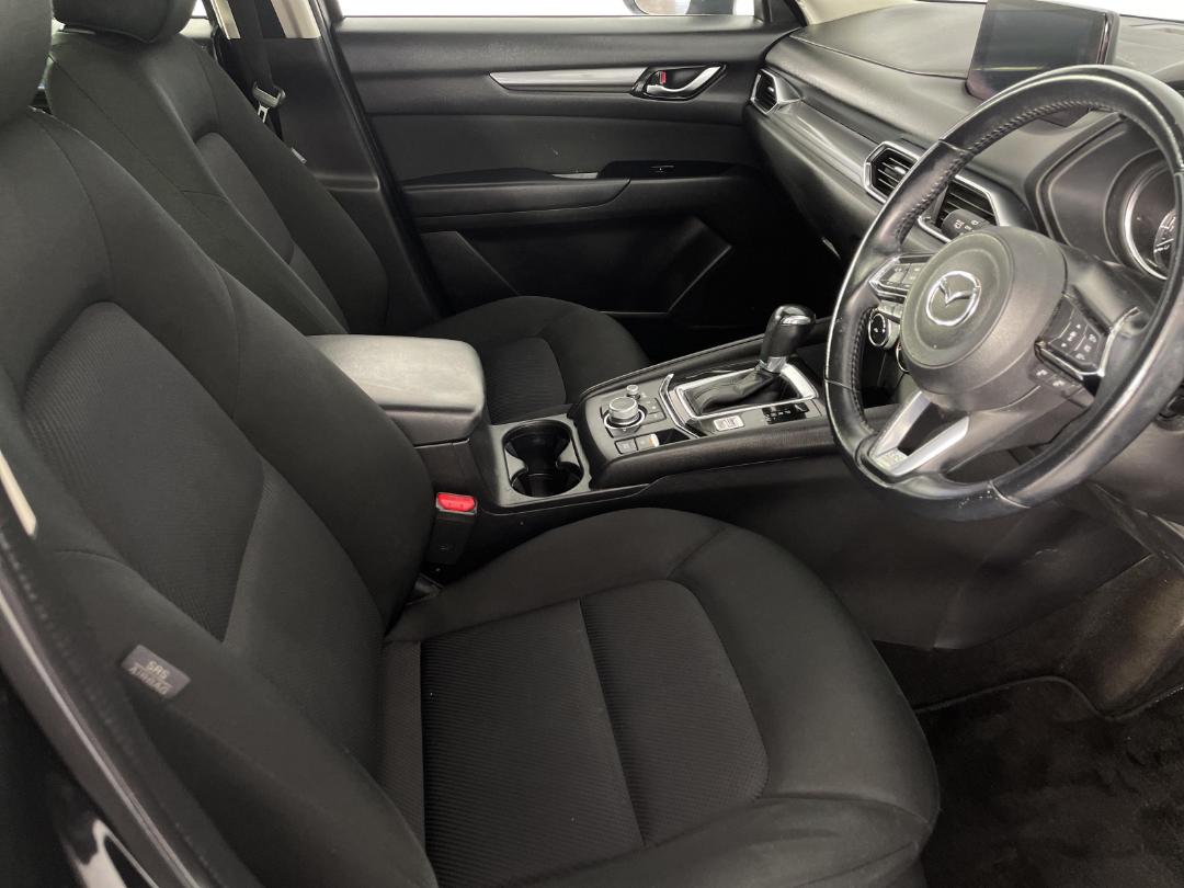 Photo '16' of Mazda CX-5 Photo '16' of Mazda CX-5