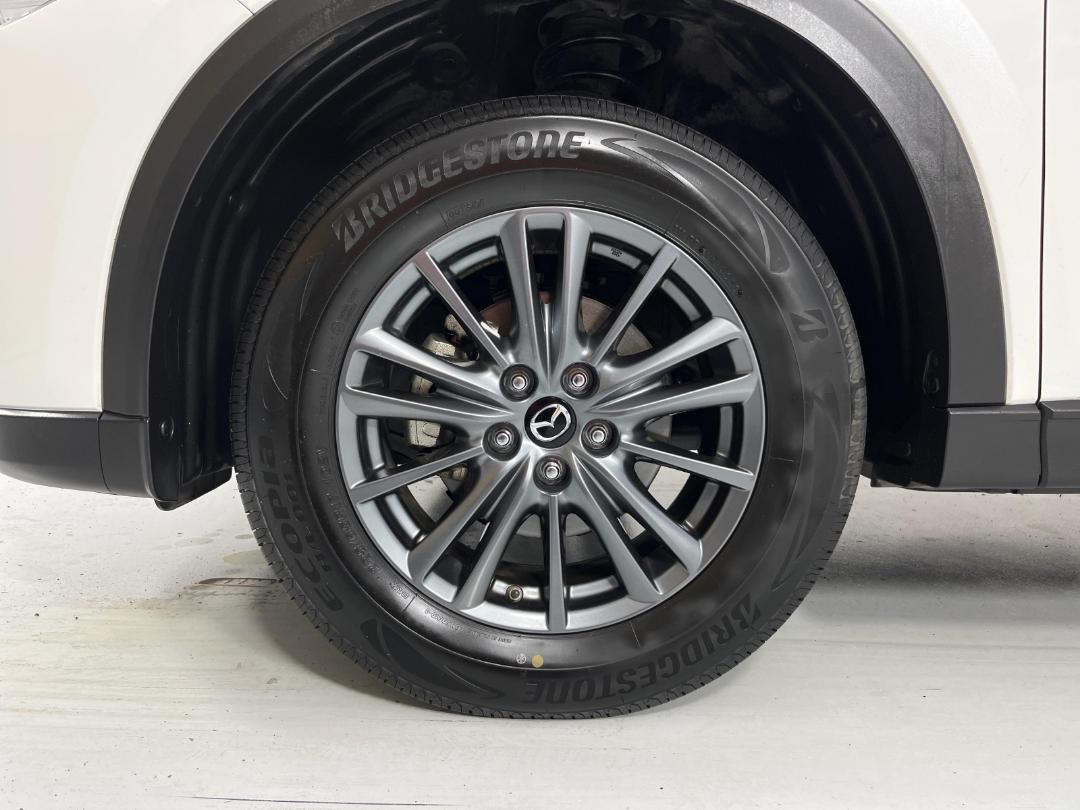 Photo '10' of Mazda CX-5 Photo '10' of Mazda CX-5