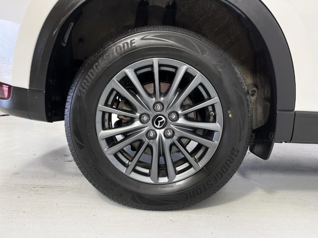 Photo '12' of Mazda CX-5 Photo '12' of Mazda CX-5