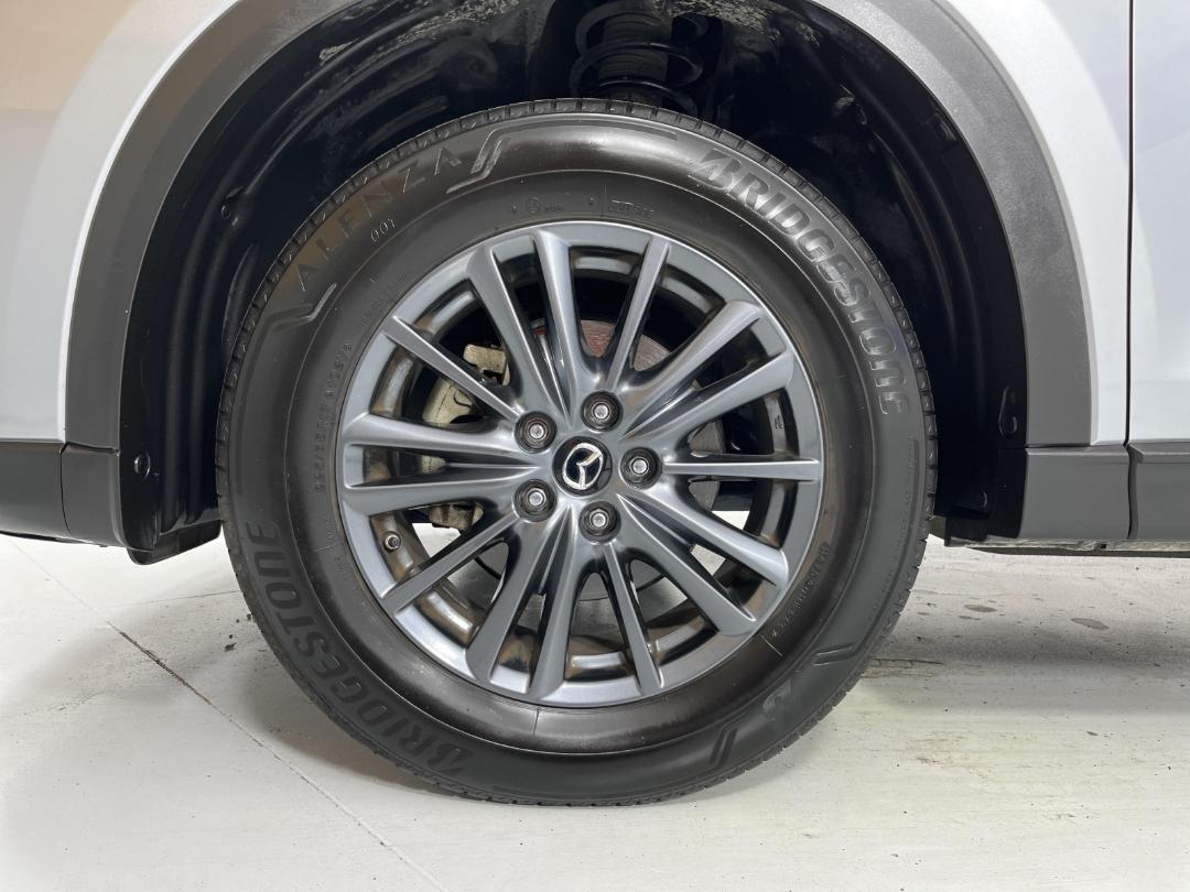 Photo '10' of Mazda CX-5