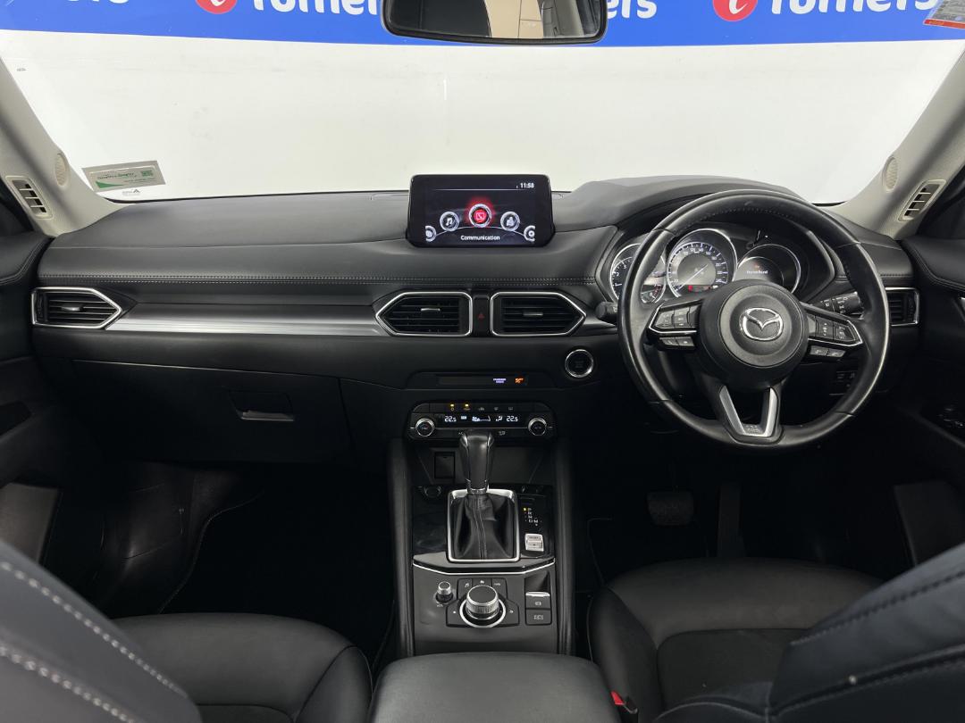 Photo '17' of Mazda CX-5