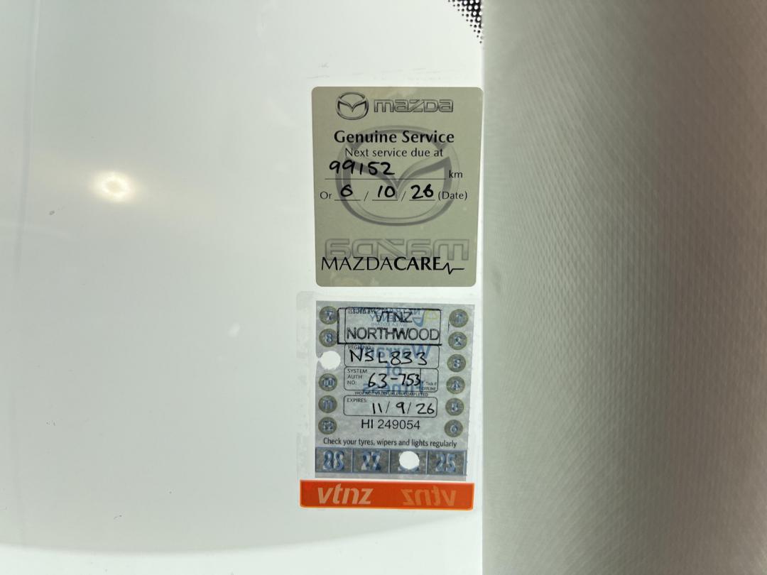 Photo '32' of Mazda CX-5