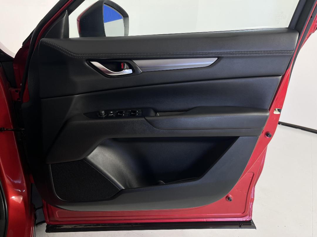 Photo '15' of Mazda CX-5 Photo '15' of Mazda CX-5