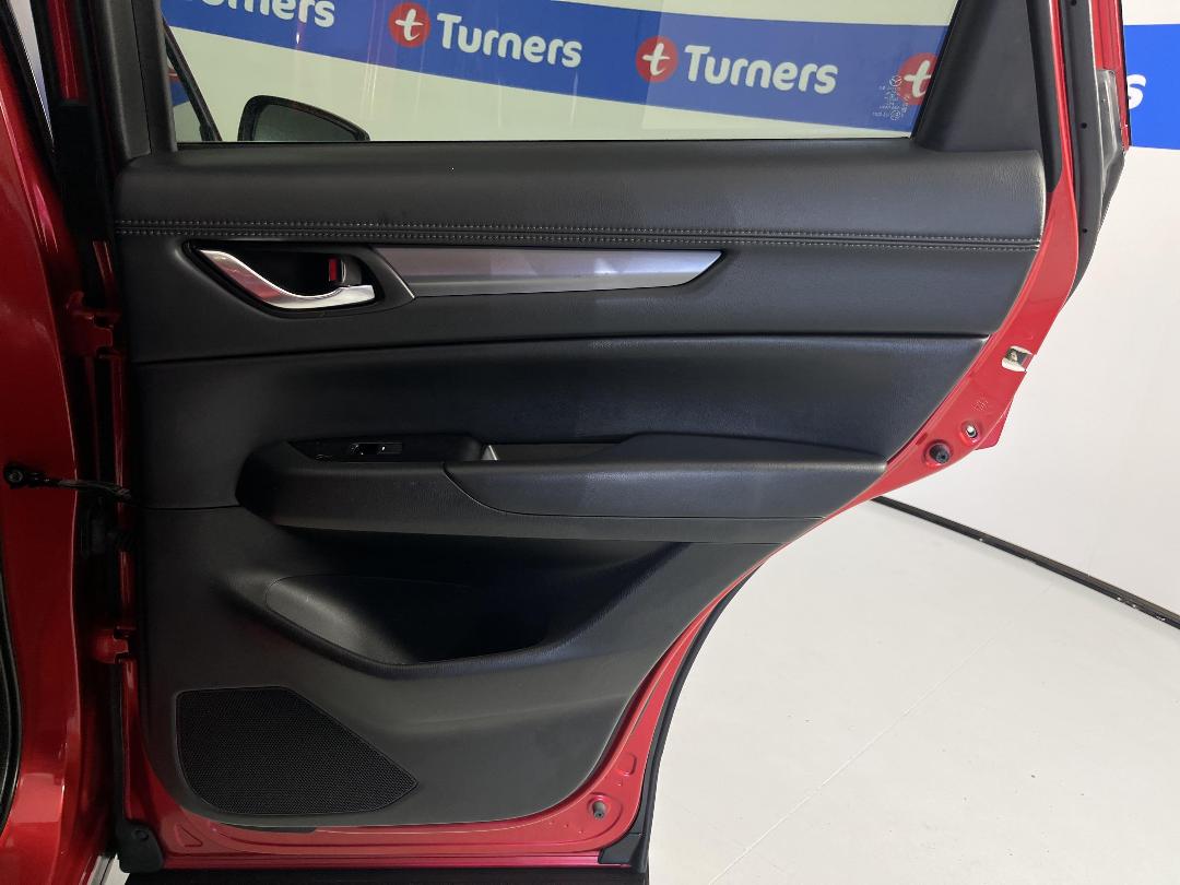 Photo '19' of Mazda CX-5 Photo '19' of Mazda CX-5