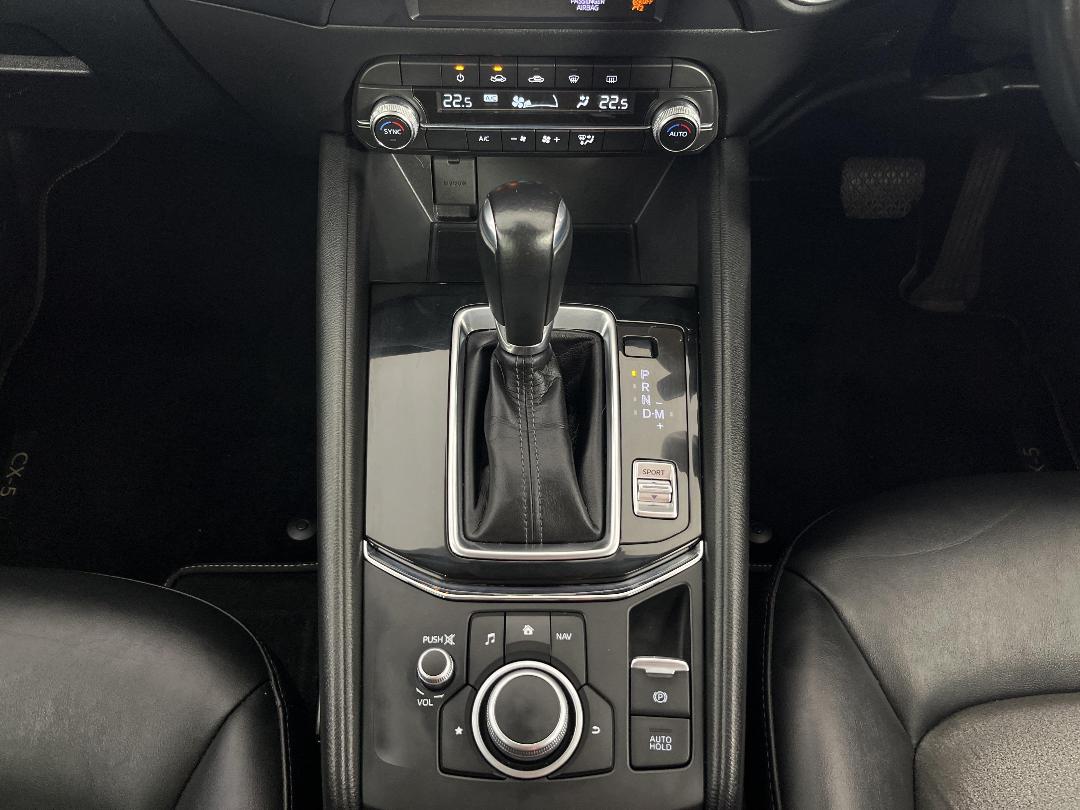 Photo '18' of Mazda CX-5 Photo '18' of Mazda CX-5