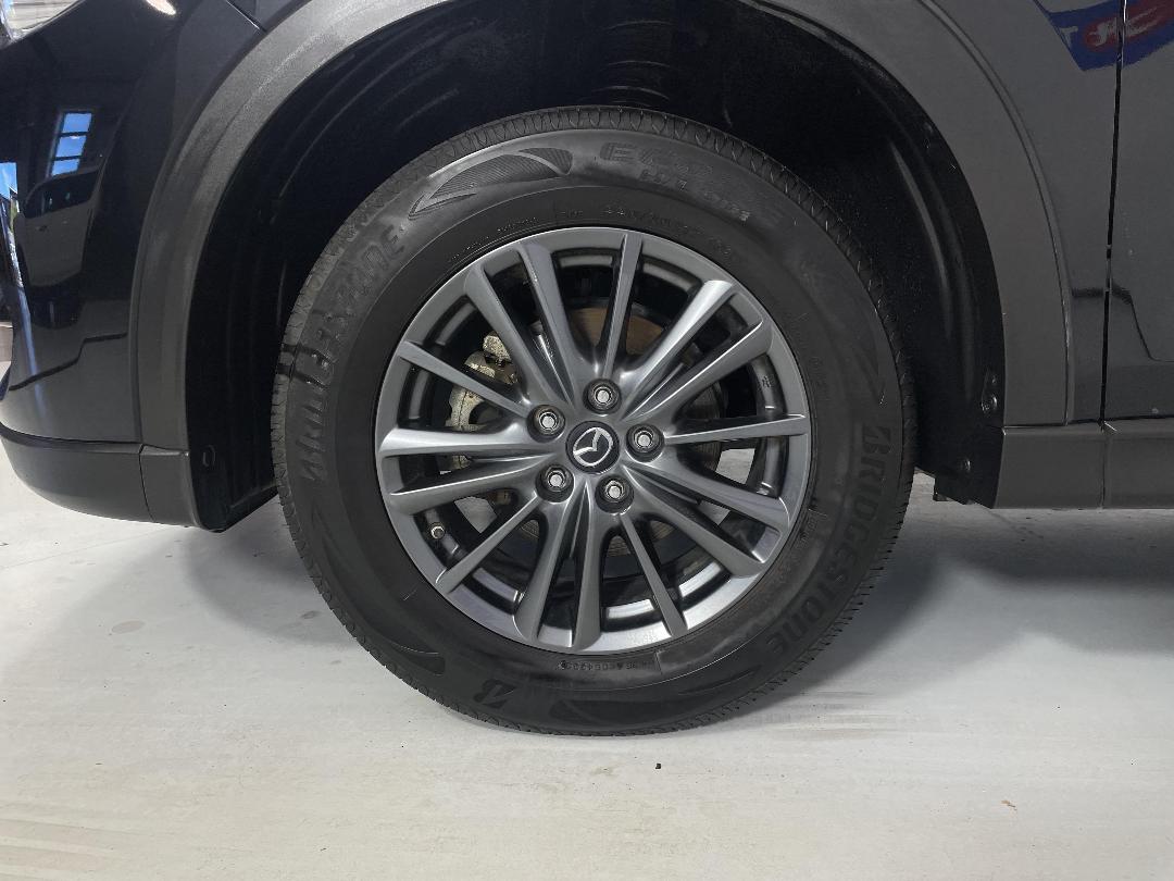 Photo '10' of Mazda CX-5