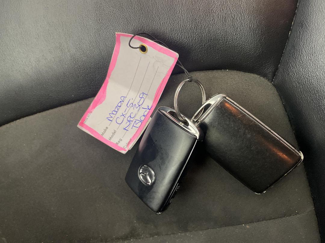 Photo '22' of Mazda CX-5 Photo '22' of Mazda CX-5