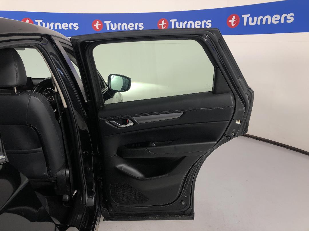 Photo '19' of Mazda CX-5 Photo '19' of Mazda CX-5