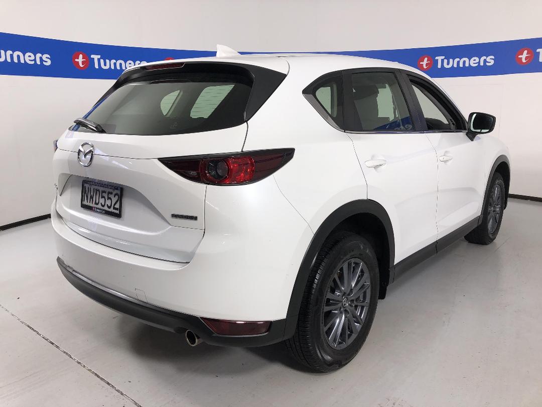 Photo '7' of Mazda CX-5 Photo '7' of Mazda CX-5