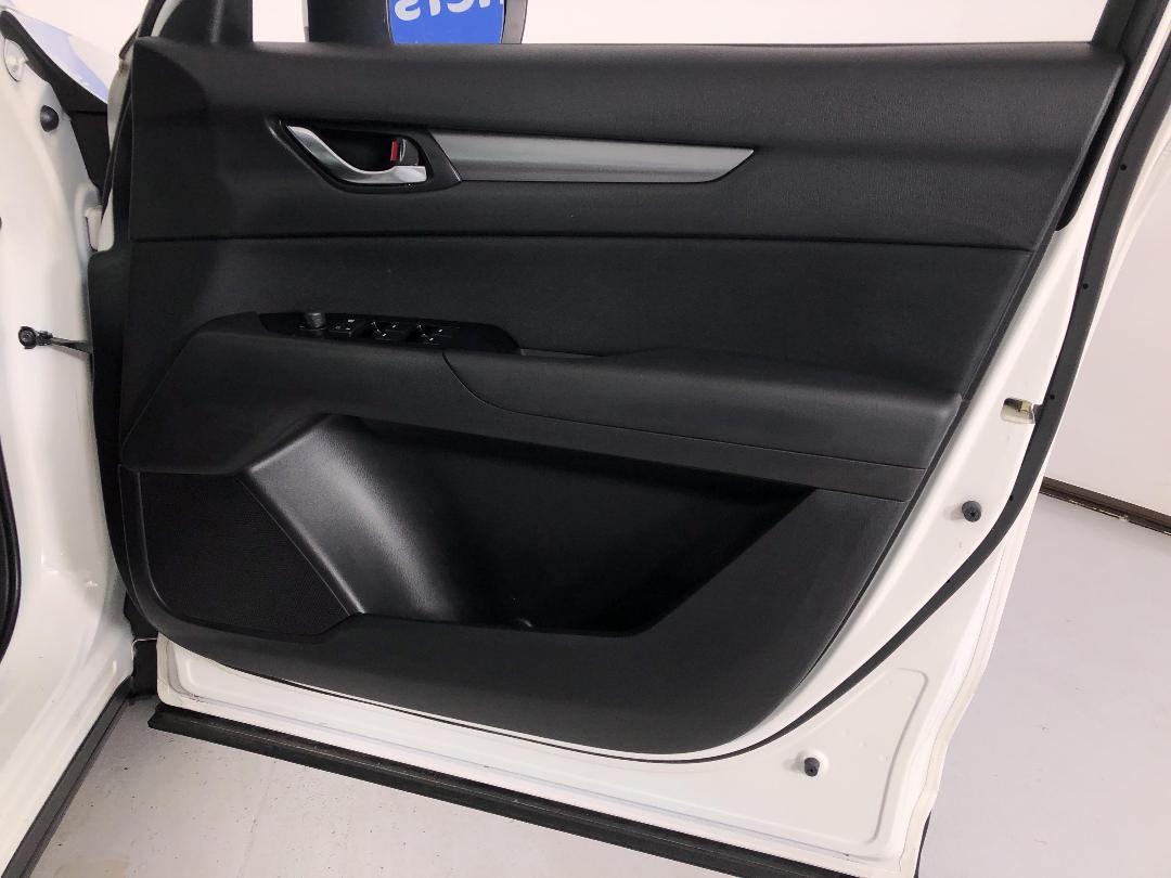 Photo '15' of Mazda CX-5 Photo '15' of Mazda CX-5