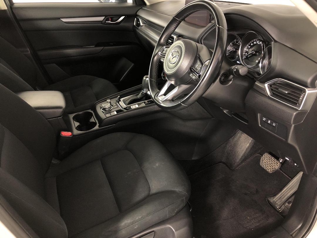 Photo '16' of Mazda CX-5 Photo '16' of Mazda CX-5