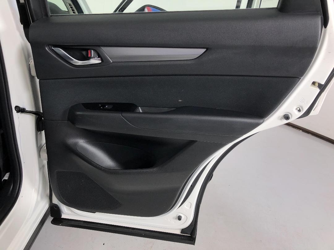 Photo '19' of Mazda CX-5 Photo '19' of Mazda CX-5