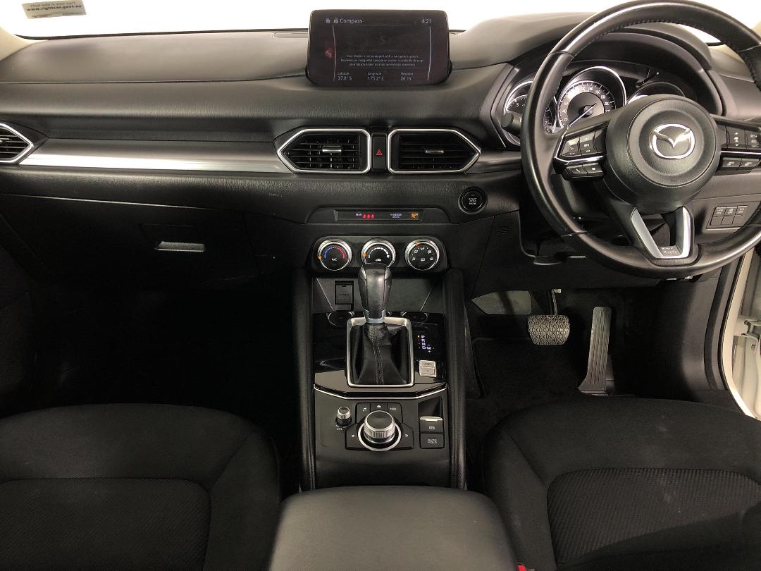 Photo '17' of Mazda CX-5 Photo '17' of Mazda CX-5