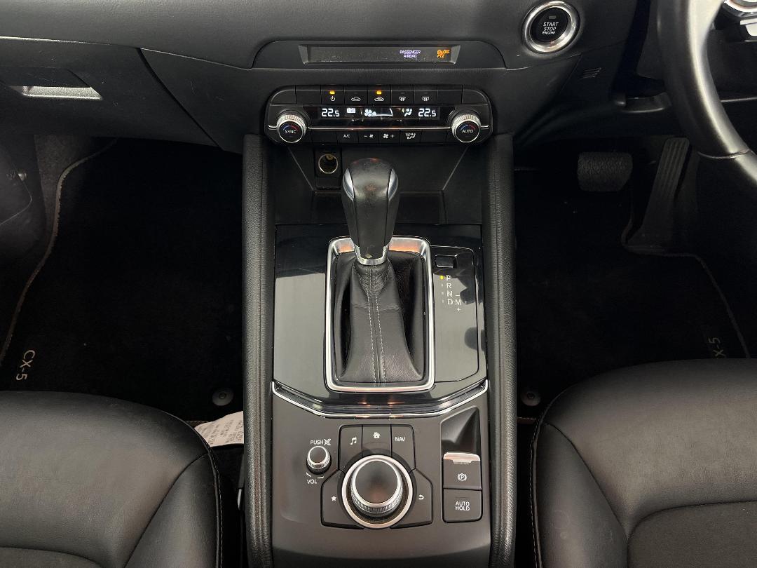 Photo '18' of Mazda CX-5 Photo '18' of Mazda CX-5