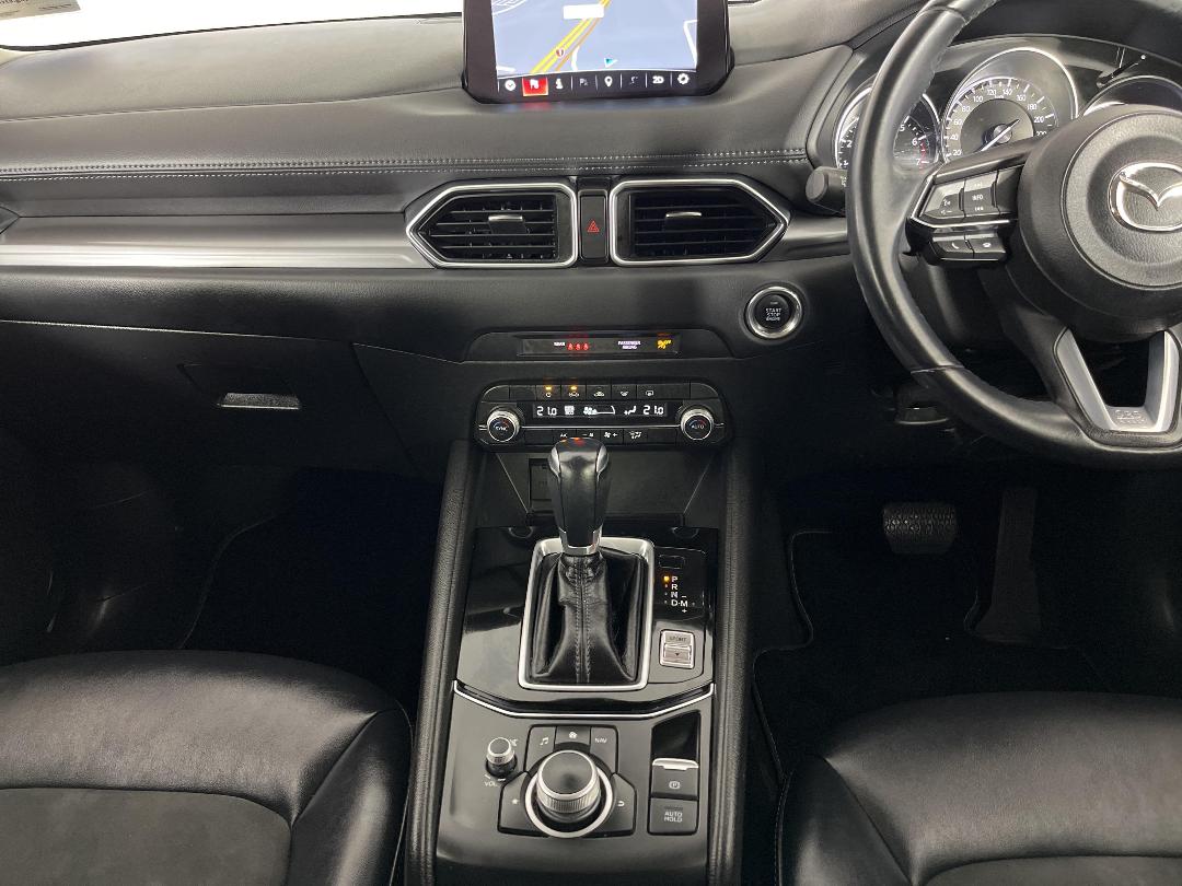 Photo '18' of Mazda CX-5