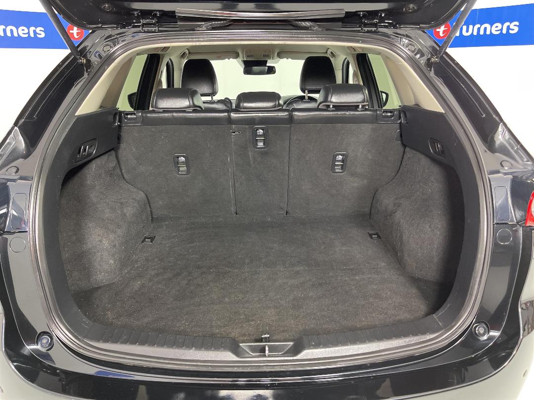 Photo '14' of Mazda CX-5 Photo '14' of Mazda CX-5