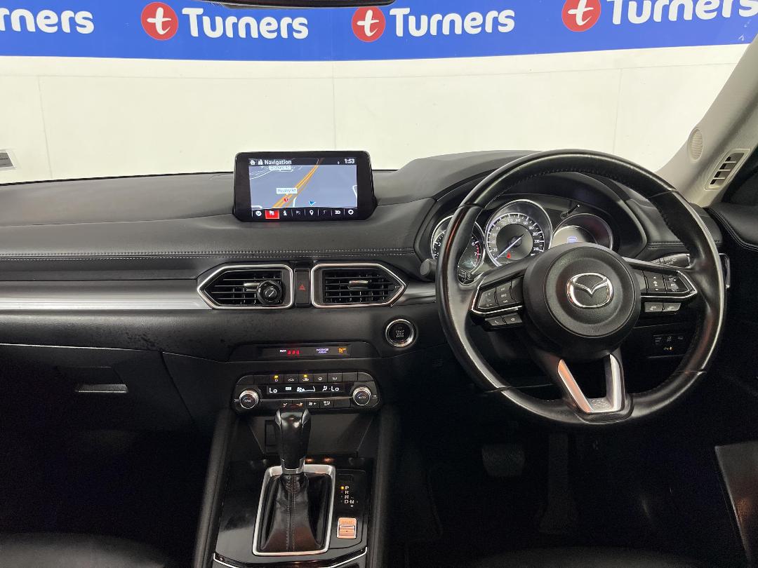 Photo '17' of Mazda CX-5 Photo '17' of Mazda CX-5