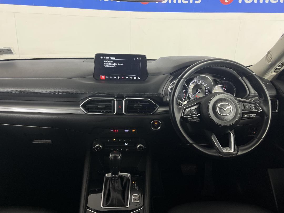 Photo '17' of Mazda CX-5