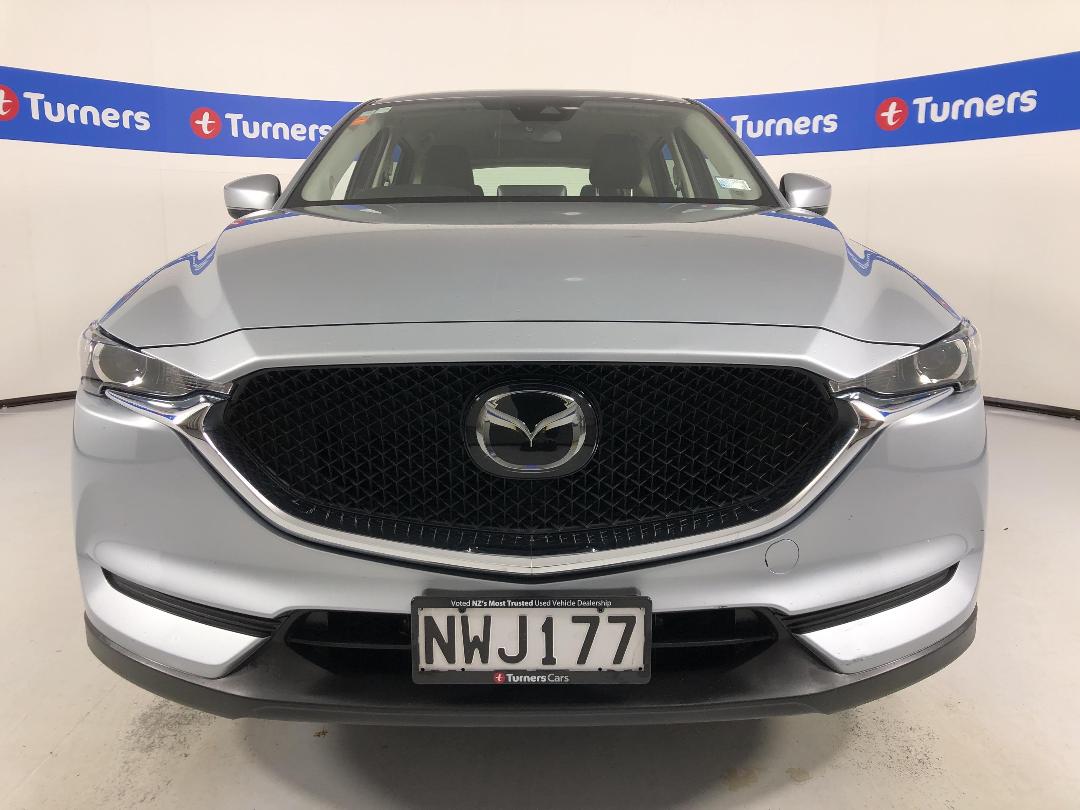 Photo '2' of Mazda CX-5